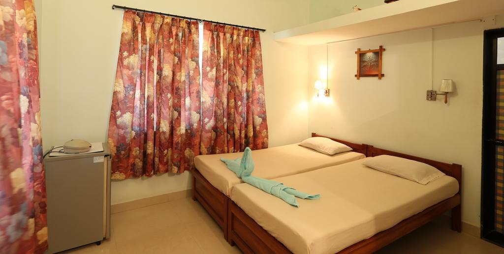 Sea Pearl Guesthouse Candolim Exterior photo