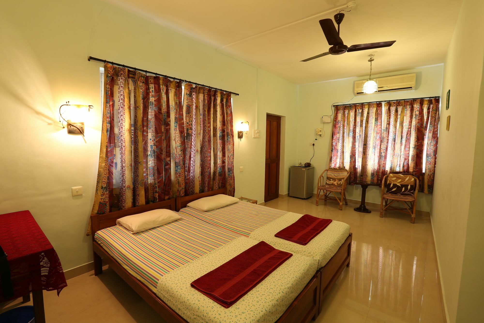 Sea Pearl Guesthouse Candolim Exterior photo